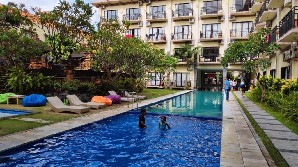 The Aroma'S Of Bali Hotel & Residence Legian Exterior foto